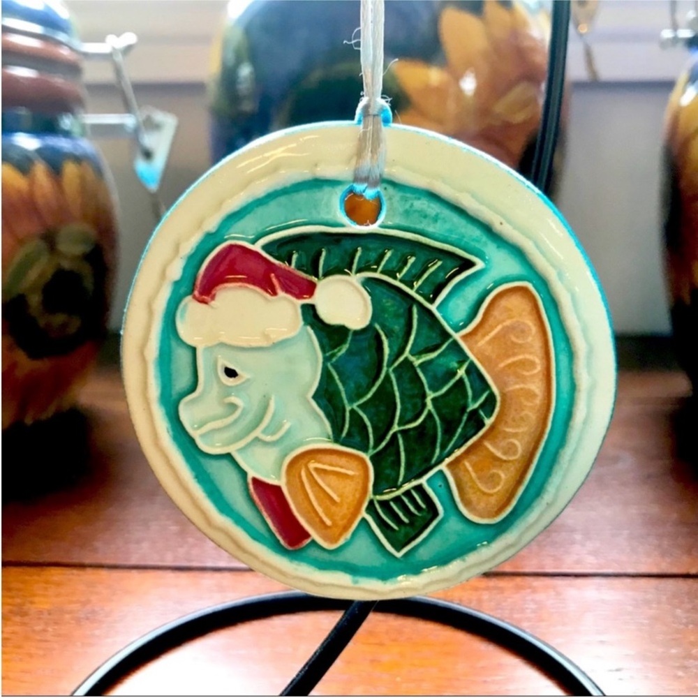 Ceramic Fish Ornament ⭐️5/$25⭐️
